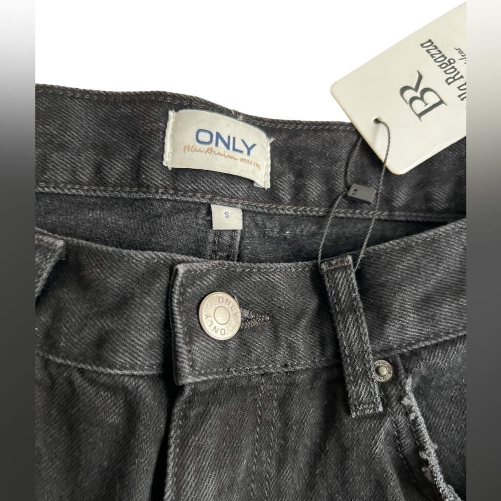 Only Distressed Rip Denim Mini Short - Picture 6 of 9
